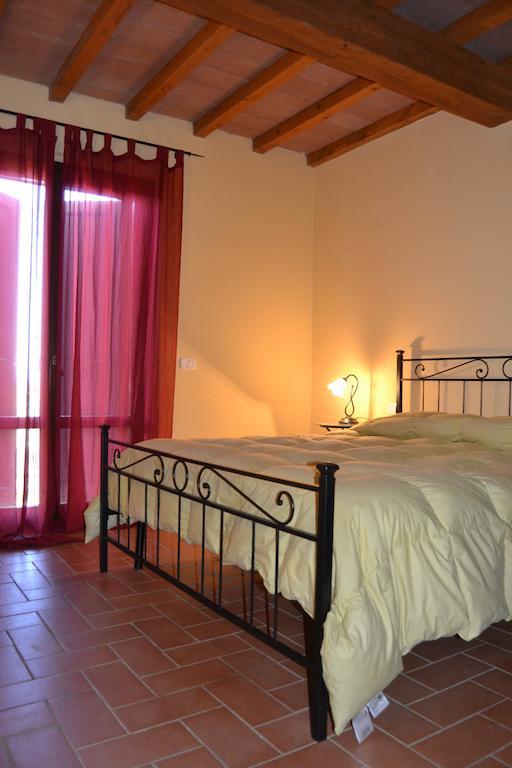 Agriturismo Beveraggio Appartamenti Marina di Grosseto Værelse billede